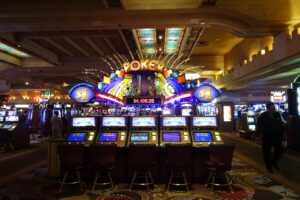 slot machines 